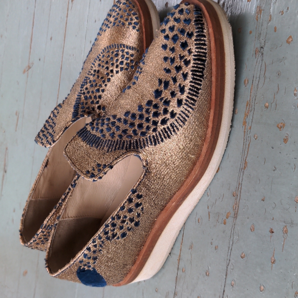 Free People Metallic Gold Loafers with Navy Detailing - Picture 2 of 8